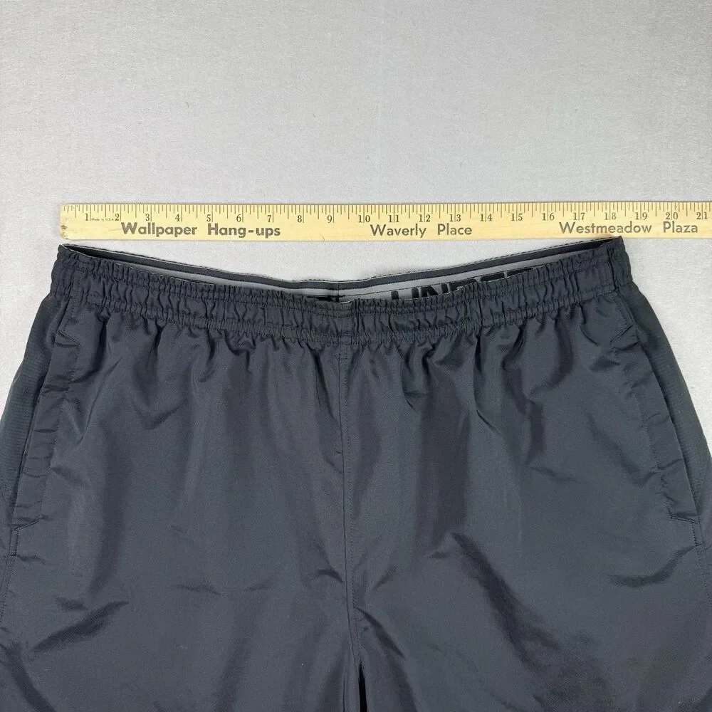 Under Armour Men's Athletic Shorts Black/Gray Size XXL Drawstring Elastic Waist